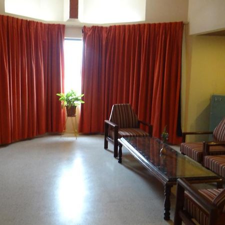 Hotel Paradise - Mysore Dasaprakash Group Екстериор снимка