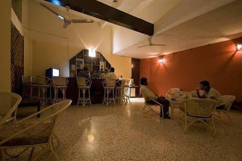 Hotel Paradise - Mysore Dasaprakash Group Екстериор снимка