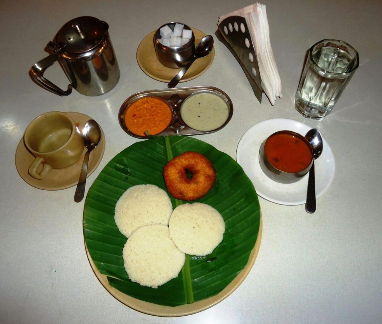 Hotel Paradise - Mysore Dasaprakash Group Екстериор снимка