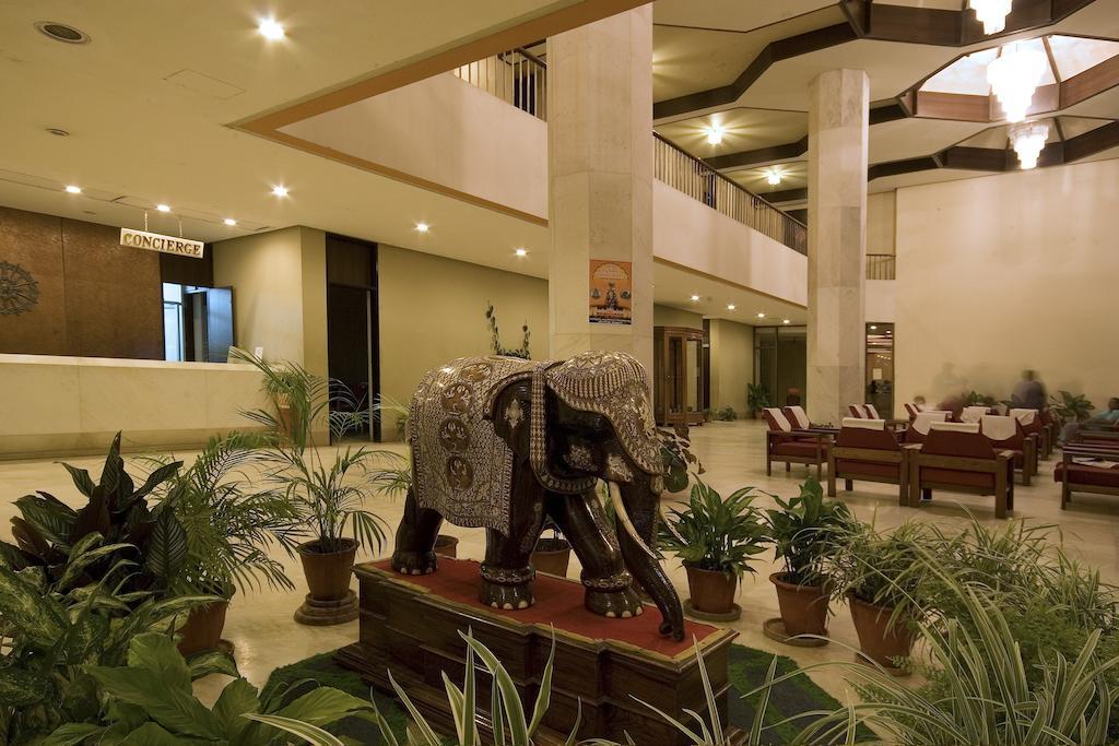 Hotel Paradise - Mysore Dasaprakash Group Екстериор снимка