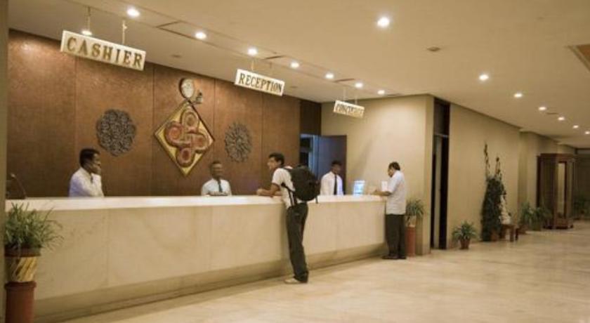 Hotel Paradise - Mysore Dasaprakash Group Екстериор снимка