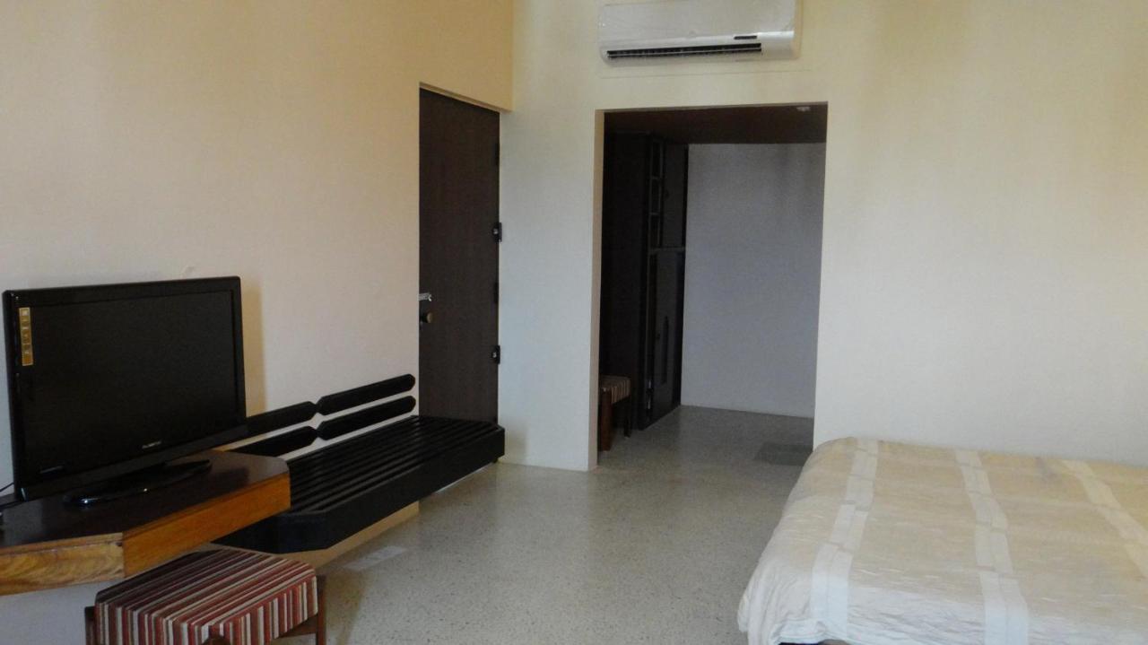 Hotel Paradise - Mysore Dasaprakash Group Екстериор снимка